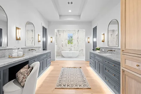 $2,039,000 | 1414 Chamboard Lane, Houston, TX 77018