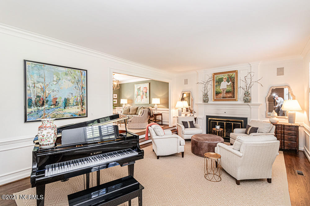 345 Old Coach Road Rocky Mount, NC 27804 - Photo 23 of 46 Living room or music room