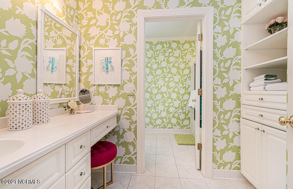 345 Old Coach Road Rocky Mount, NC 27804 - Photo 29 of 46 Hall bath