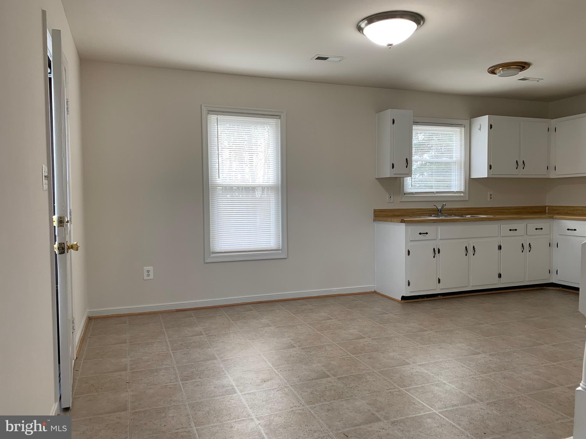 952 Ramoth Church Road Fredericksburg, VA 22406 - Photo 3 of 11