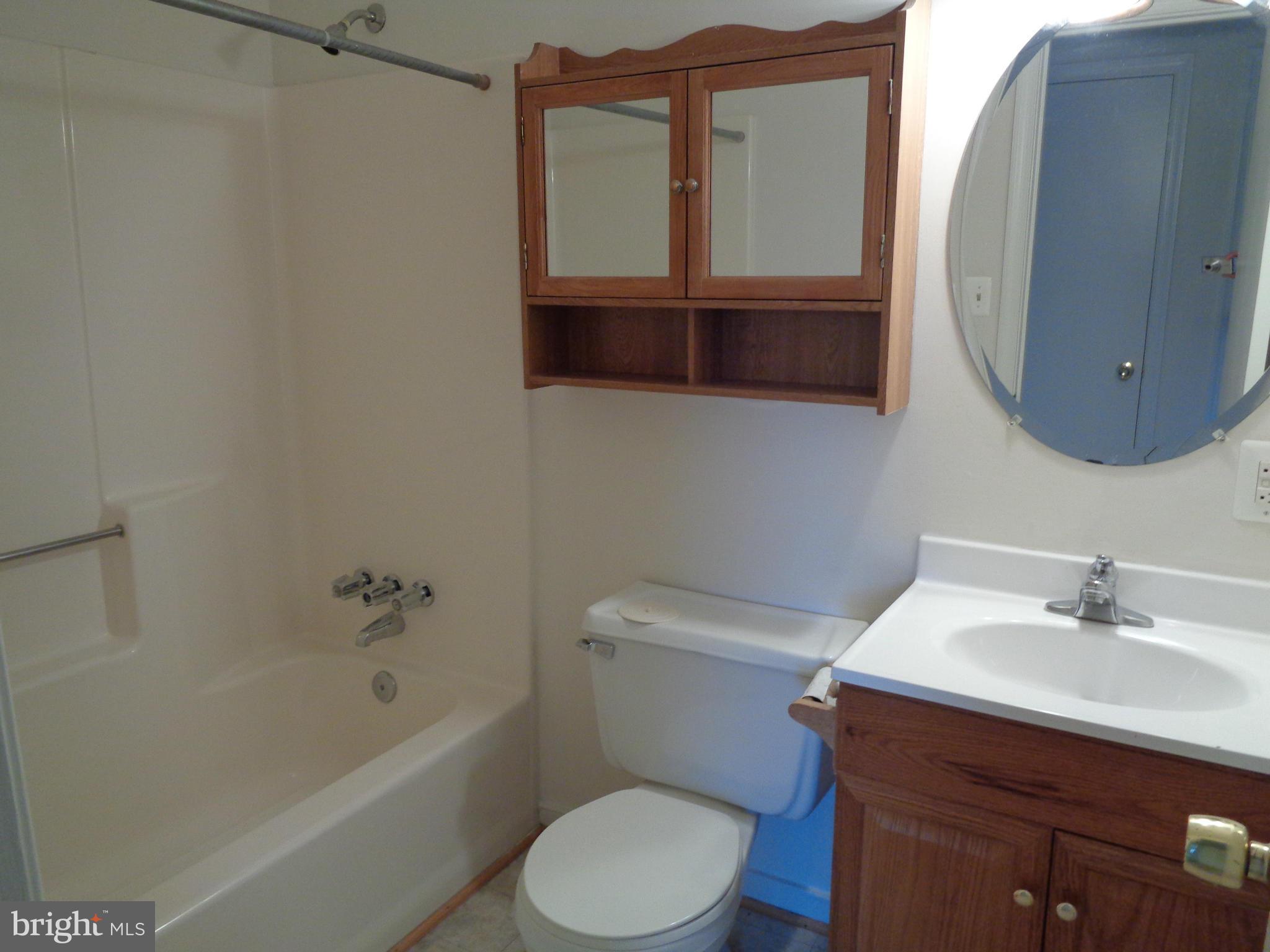 952 Ramoth Church Road Fredericksburg, VA 22406 - Photo 6 of 11 Bath