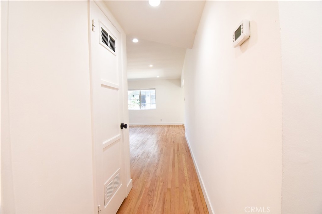 1570 North Verdugo Road, Unit B Glendale, CA 91208 - Photo 12 of 12