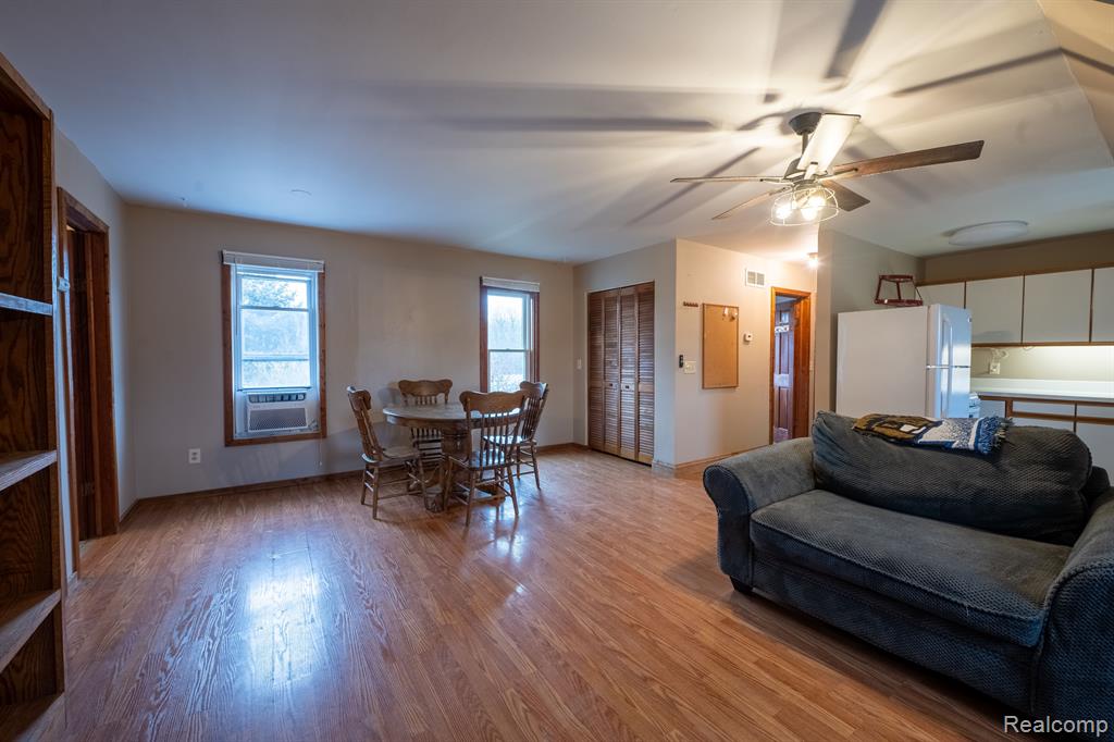 4773 Mack Road, Unit 2 Howell, MI 48855 - Photo 4 of 11