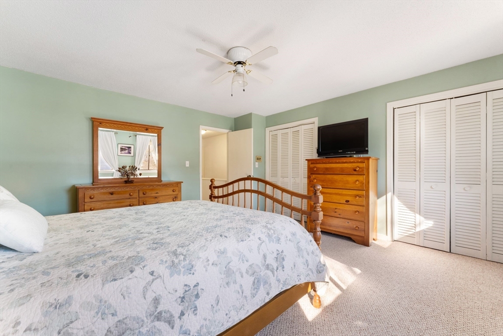 33 Apple Tree Hill Road, Unit 33 Hopkinton, MA 01748 - Photo 17 of 41 Gallery Image 17