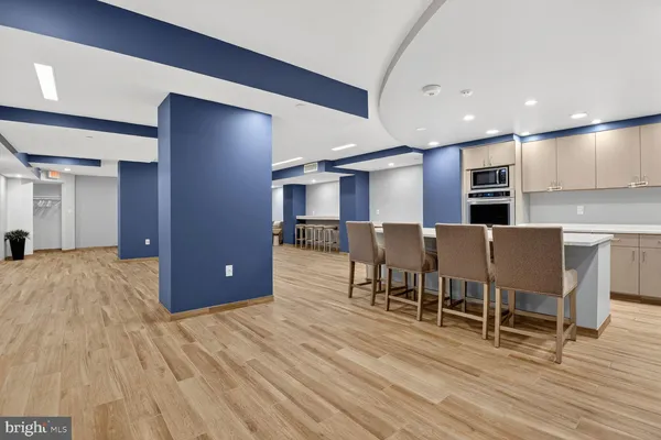 $2,250 | 1808 Old Meadow Road, Unit 1105, McLean, VA 22102