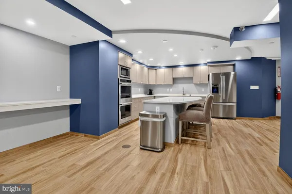 $2,250 | 1808 Old Meadow Road, Unit 1105, McLean, VA 22102