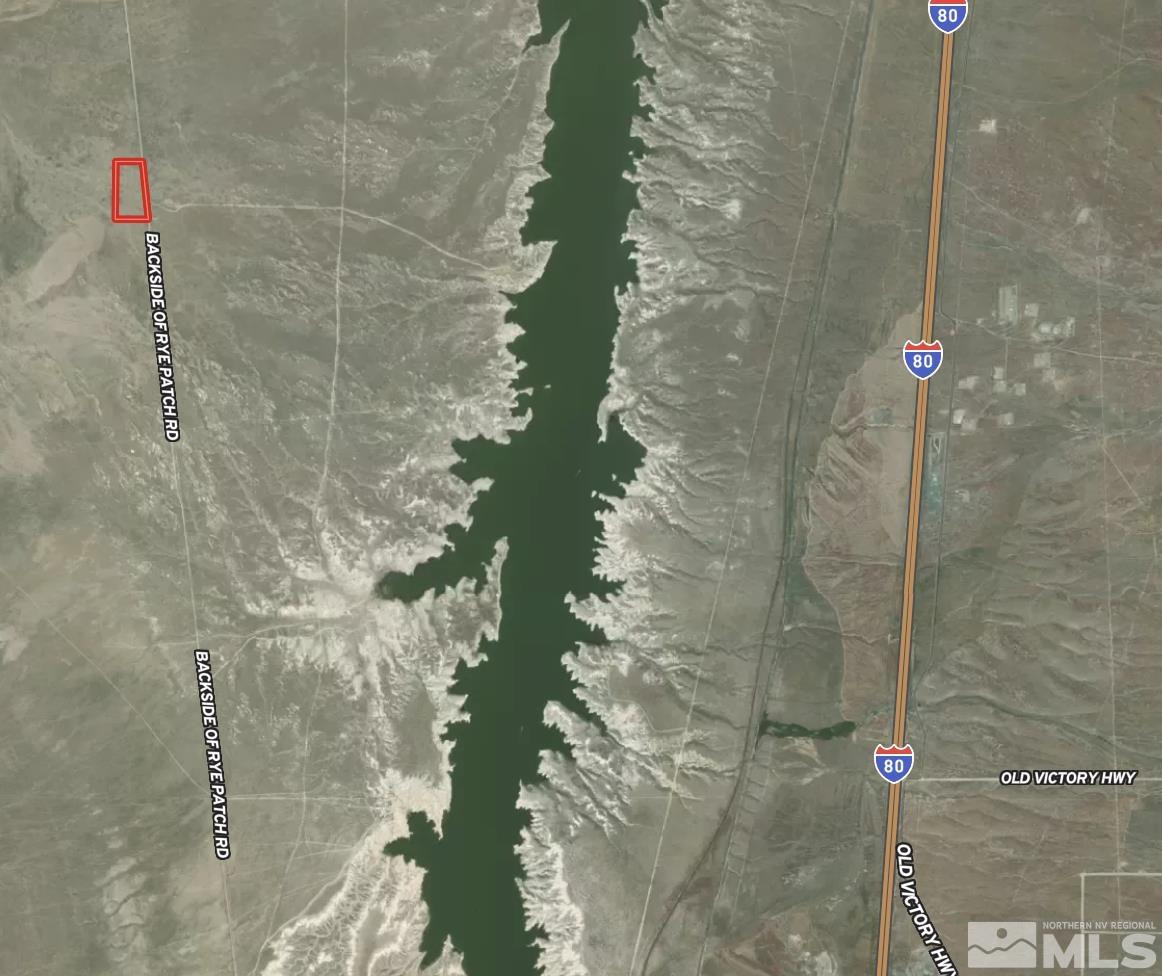 22 Backside Of Rye Patch Lovelock, NV 89419 - Photo 6 of 8 a bathroom with a shower