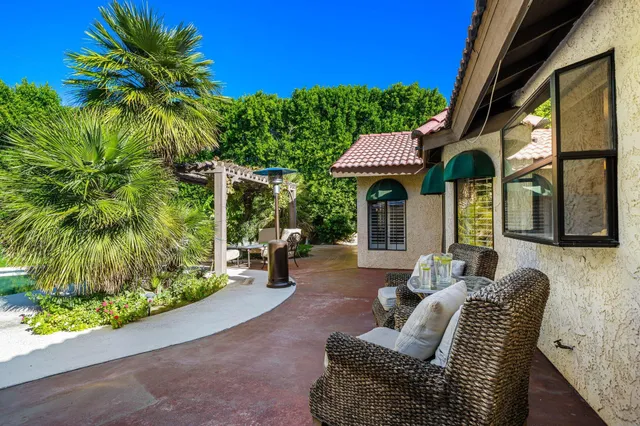 a view of outdoor space yard and patio