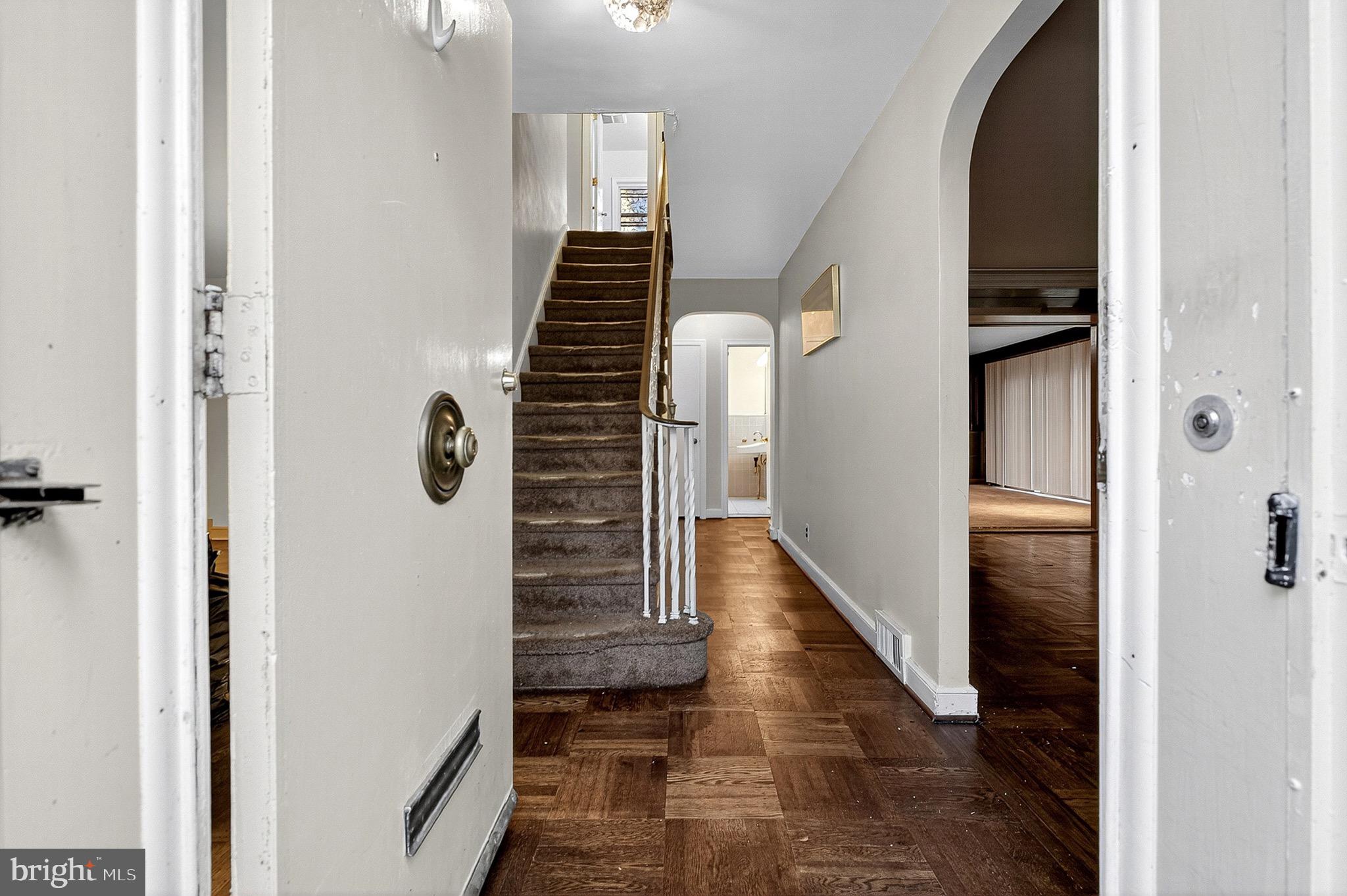 7815 Gayle Road Cheltenham, PA 19012 - Photo 3 of 43 Gallery Image 3