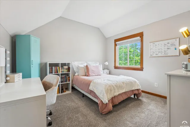 $449,900 | 408 Vine Drive, Lawrence, KS 66049