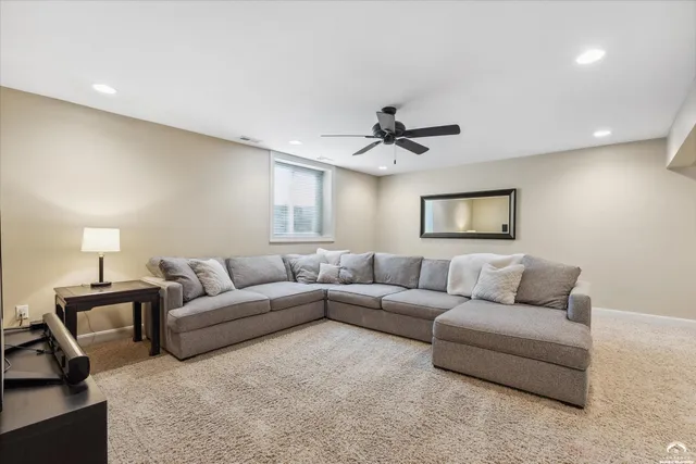 $449,900 | 408 Vine Drive, Lawrence, KS 66049