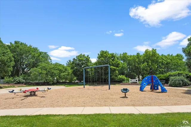 $449,900 | 408 Vine Drive, Lawrence, KS 66049