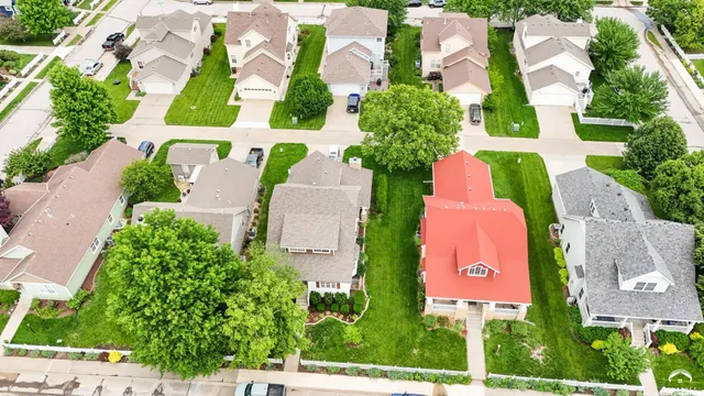 $449,900 | 408 Vine Drive, Lawrence, KS 66049