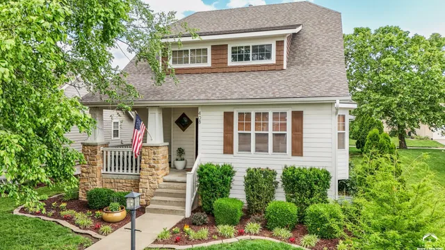 $449,900 | 408 Vine Drive, Lawrence, KS 66049