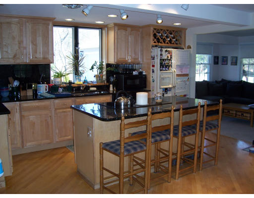 108 Spring Street Foxboro, MA 02035 - Photo 5 of 16 Gallery Image 5
