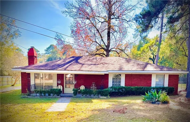 $200,000 | 109 Murrell Lane, Ball, LA 71405