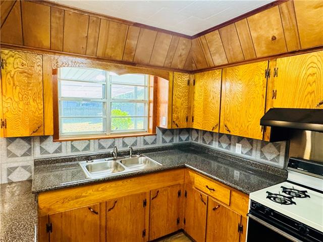 109 Murrell Lane Ball, LA 71405 - Photo 16 of 33