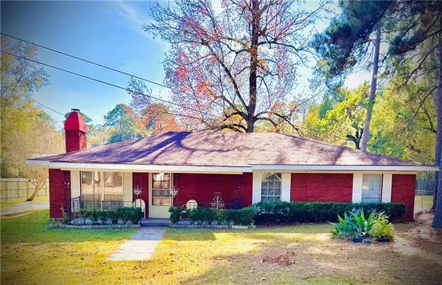 $199,900 | 109 Murrell Lane, Ball, LA 71405