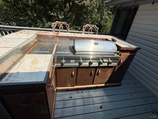 a view of washer and dryer