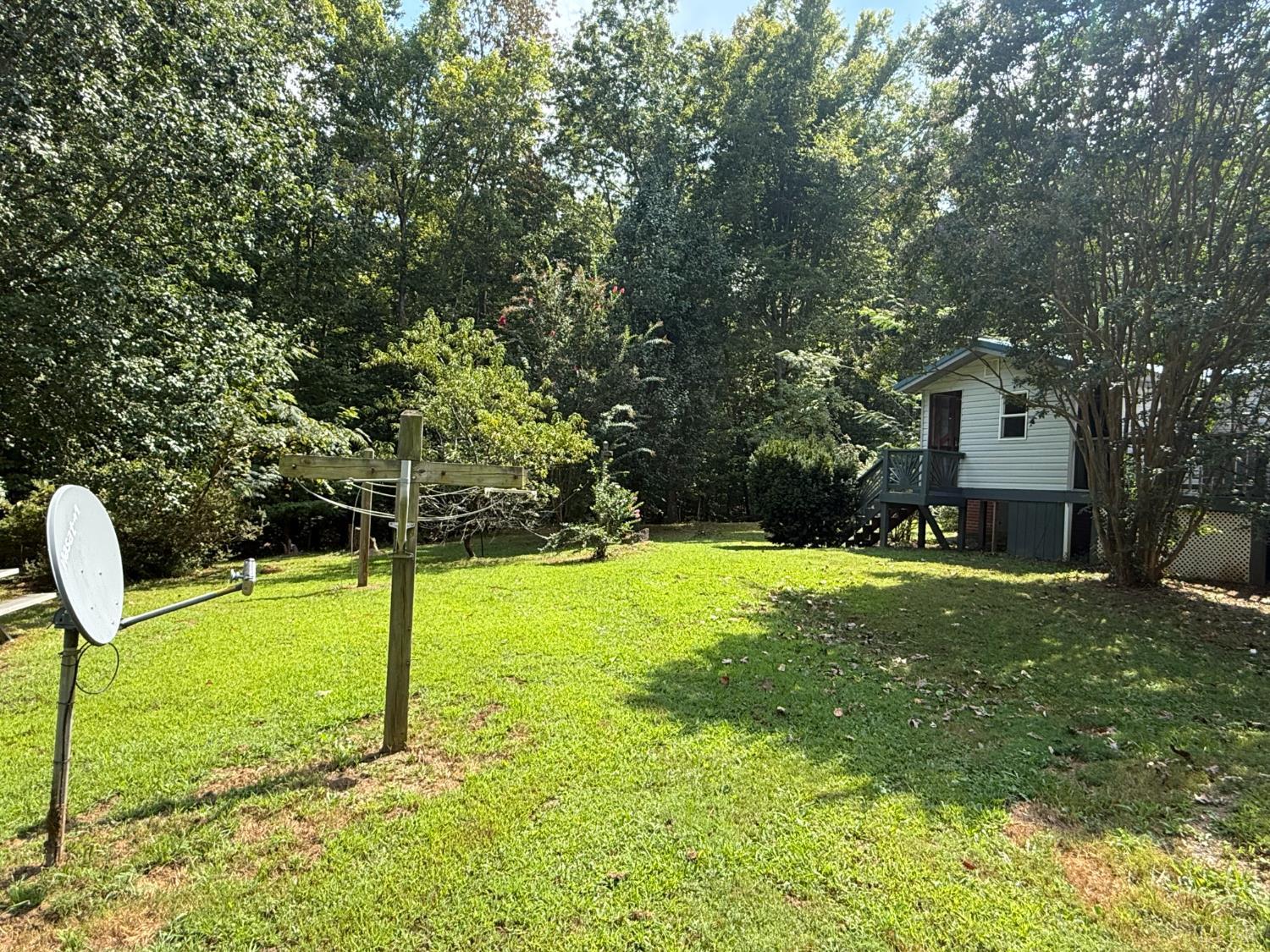 3974 Germantown Road Keysville, VA 23947 - Photo 35 of 42 a backyard of a house with lots of green space