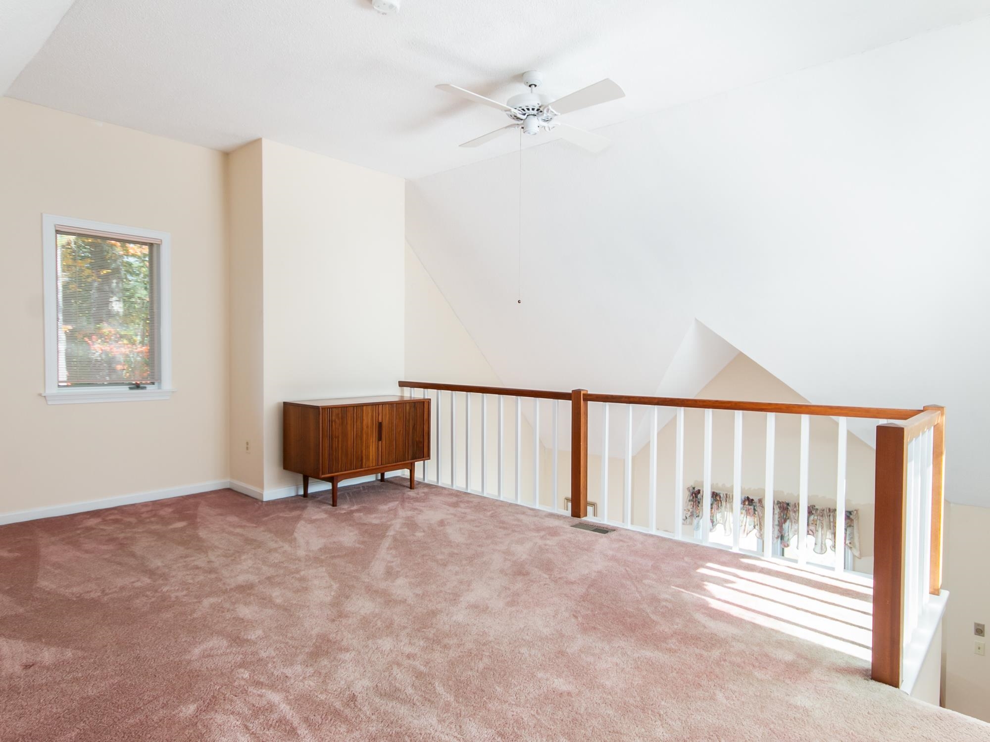 31 Salisbury Road Nashua, NH 03064 - Photo 8 of 24 Gallery Image 8