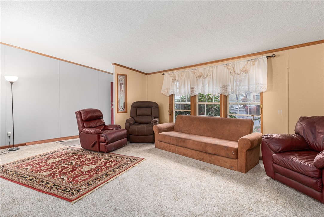 17 Liena Rose Way Coventry, RI 02816 - Photo 9 of 28