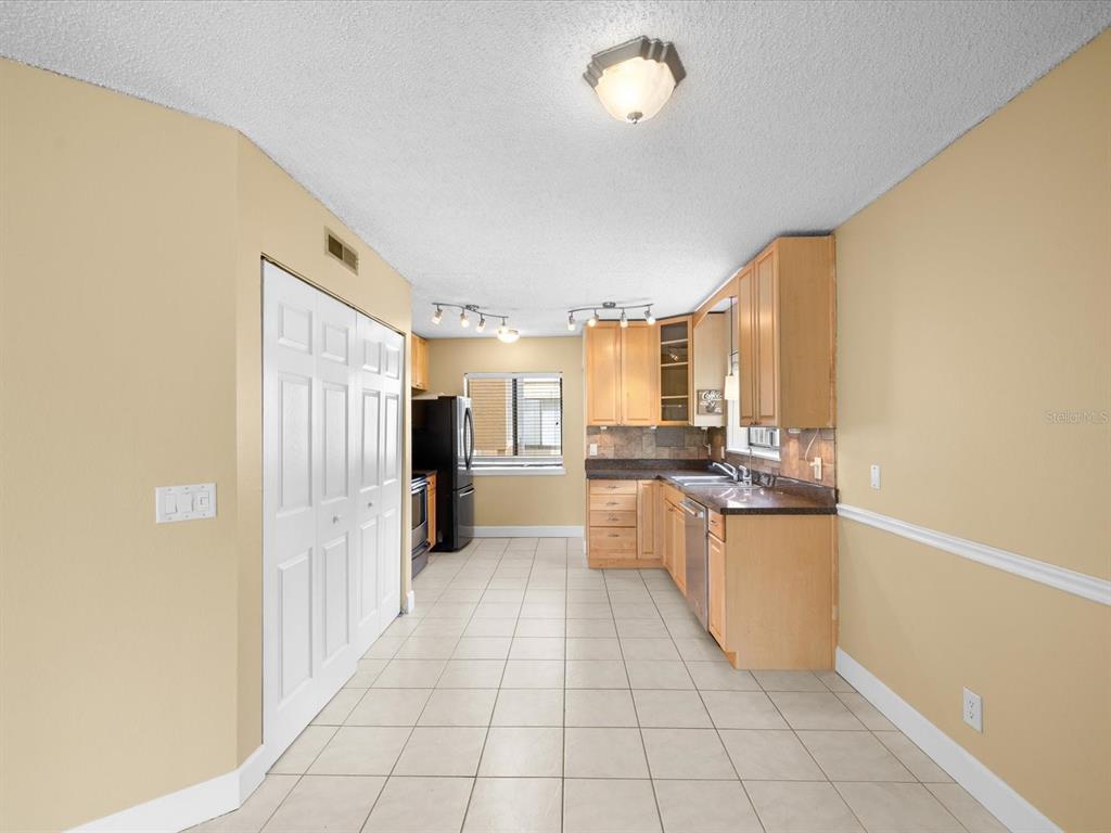 1550 South Belcher Road, Unit 421 Clearwater, FL 33764 - Photo 4 of 55