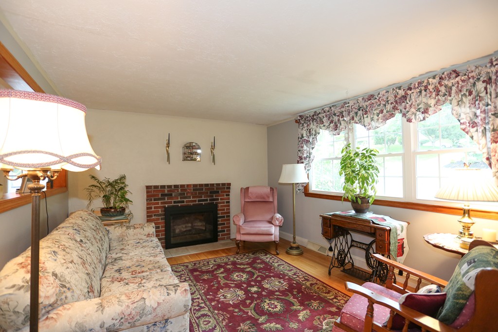 55 Priest Street Hudson, MA 01749 - Photo 12 of 24