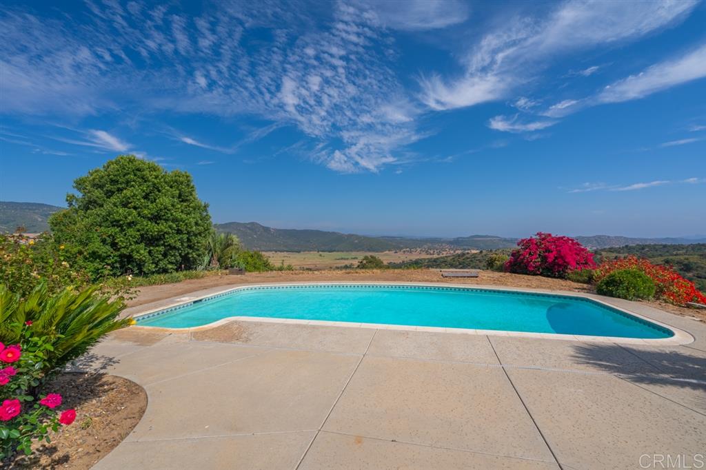 19573 Paradise Mountain Road Valley Center, CA 92082 - Photo 22 of 25