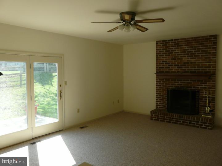 217 Sunrise Road Reading, PA 19606 - Photo 6 of 24 Family Room