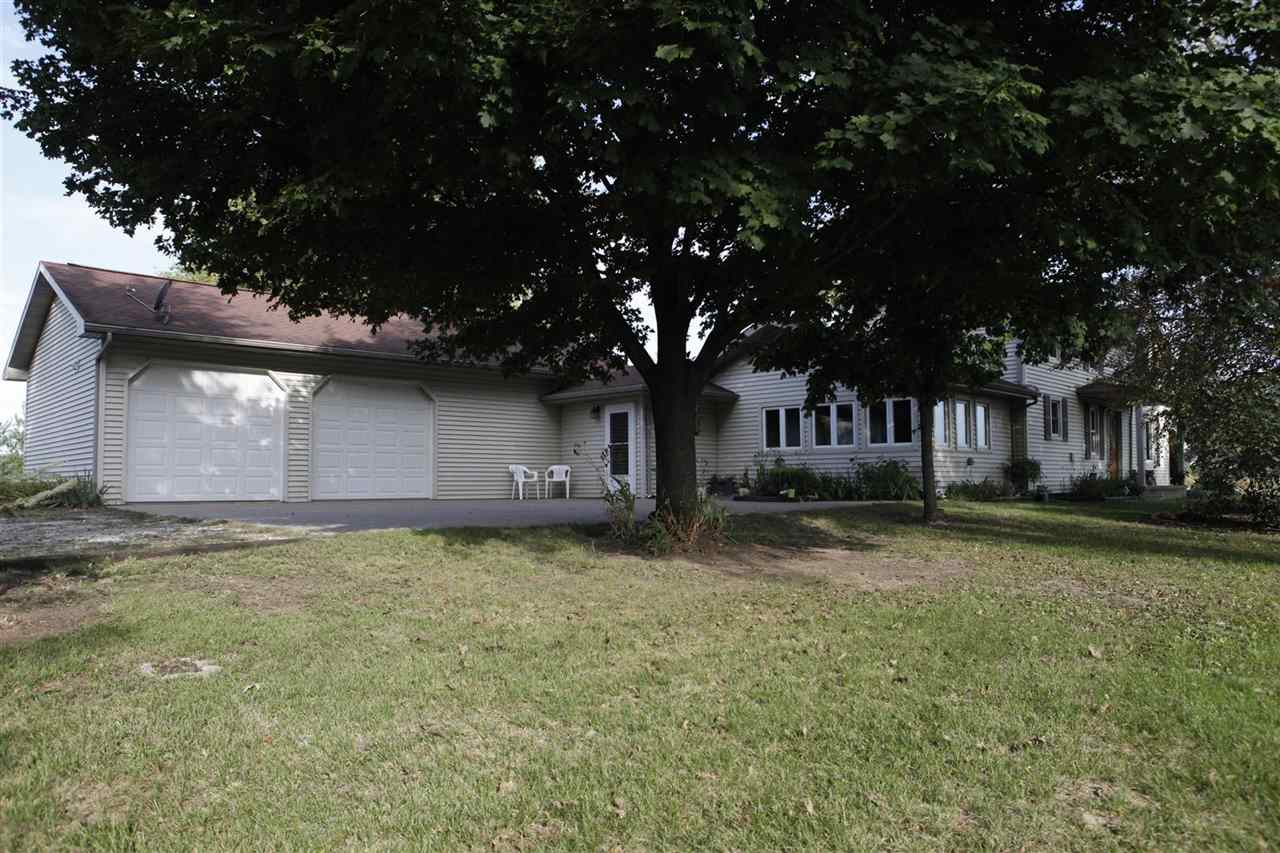 11955 Herrman Road Manito, IL 61546 - Photo 3 of 29 Gallery Image 3