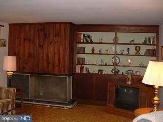 4473 Lanark Road Center Valley, PA 18034 - Photo 2 of 3 Gallery Image 2