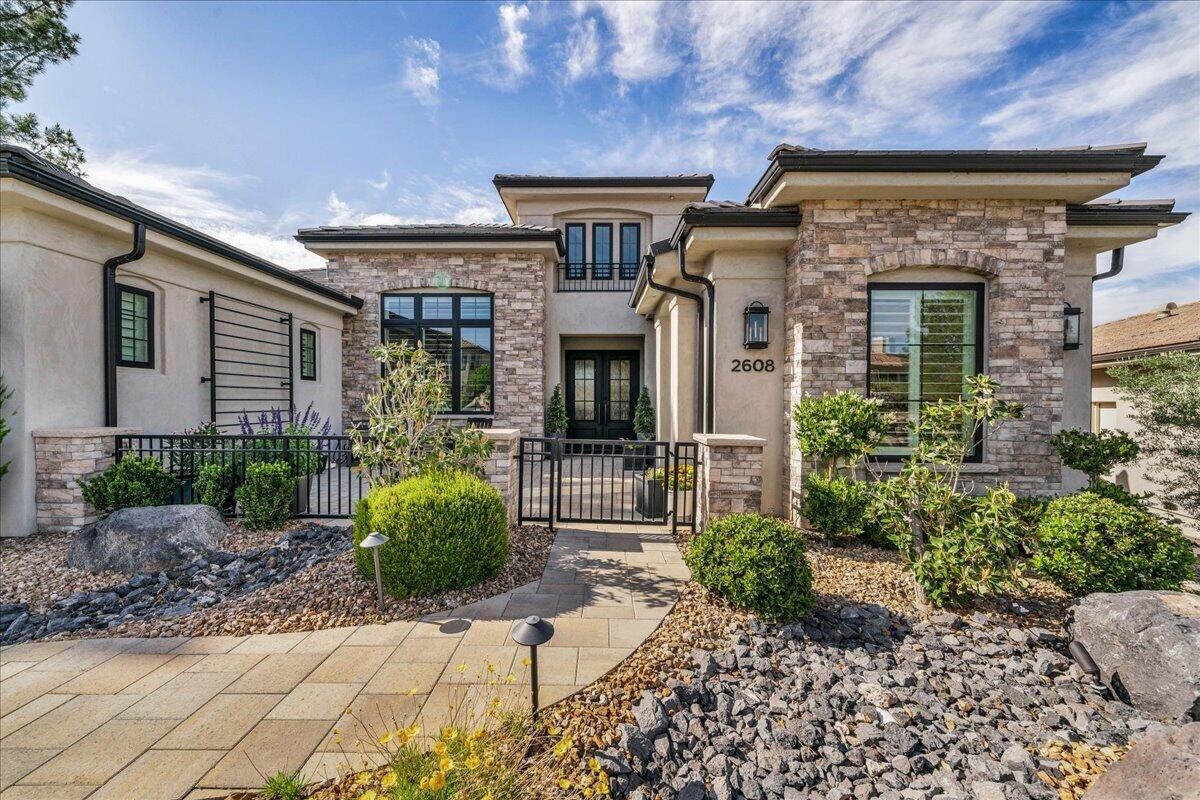 2608 Canyon Ridge Drive St. George, UT 84770 - Photo 4 of 108 Courtyard