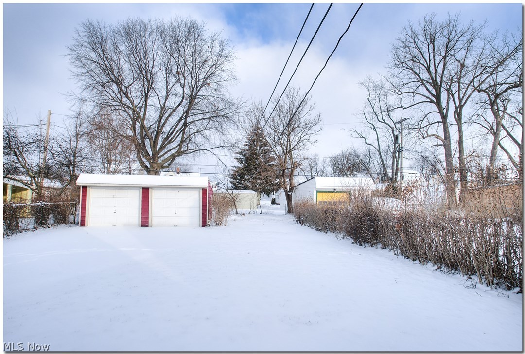 12431 Grannis Road Cleveland, OH 44125 - Photo 23 of 29 Gallery Image 23