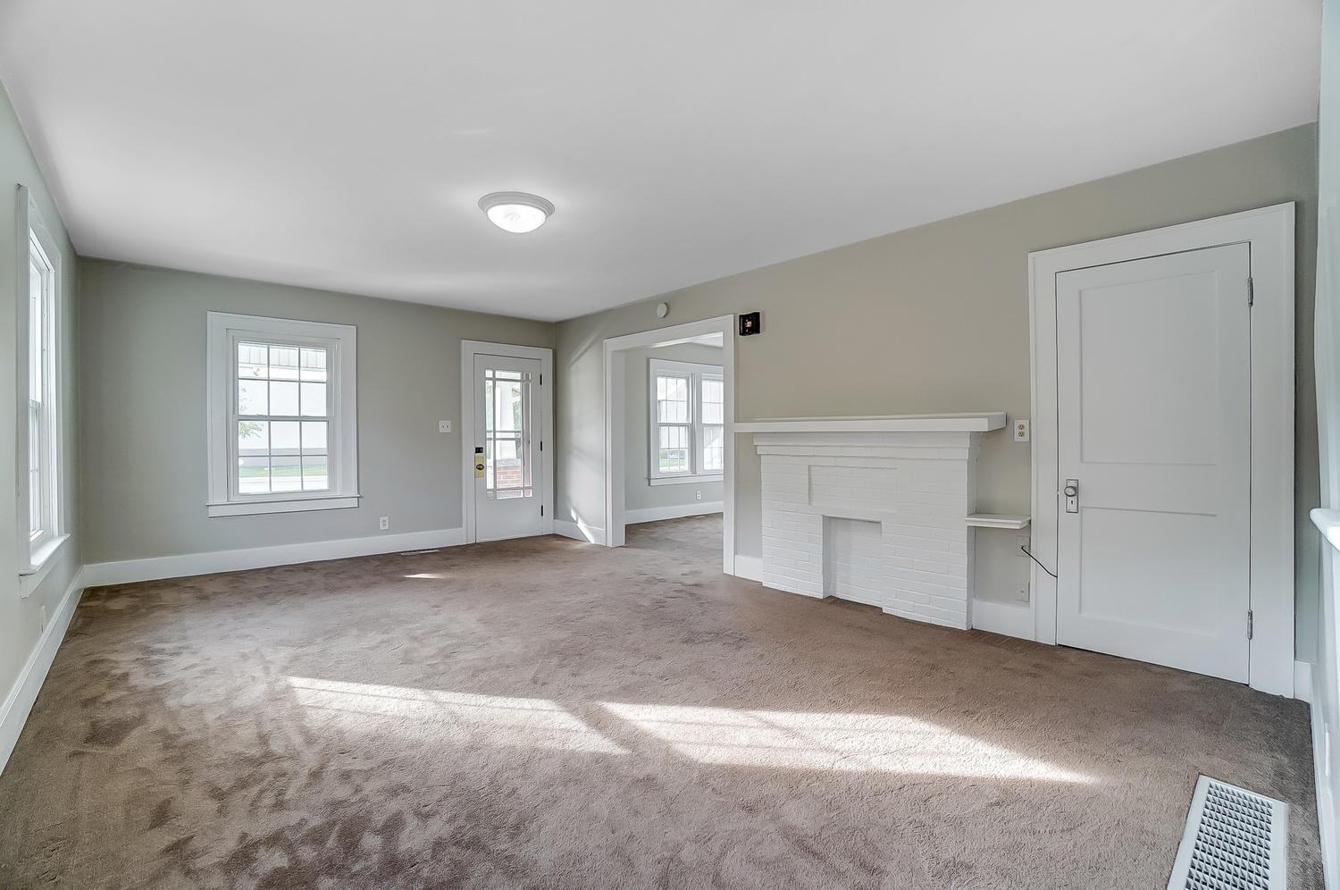 1810 North Limestone Street Springfield, OH 45503 - Photo 12 of 48