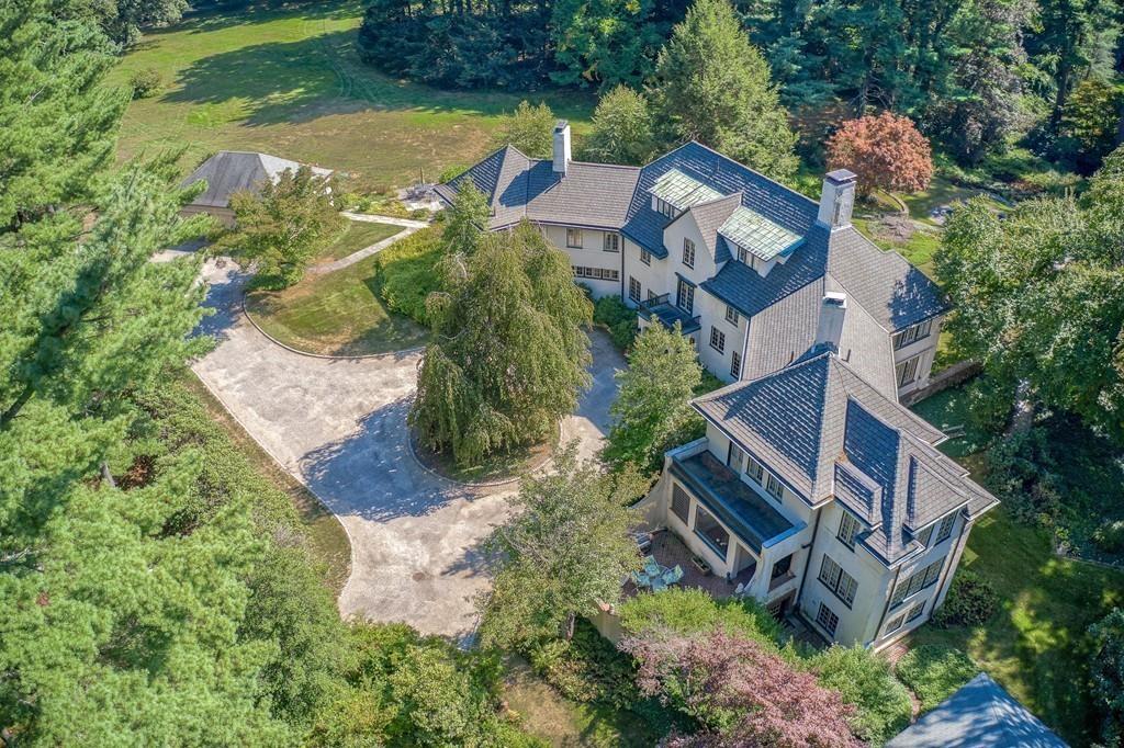 345 Garfield Road Concord, MA 01742 - Photo 1 of 42 Gallery Image 1