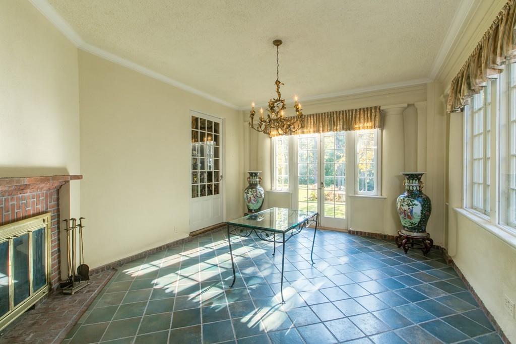 345 Garfield Road Concord, MA 01742 - Photo 11 of 42 Gallery Image 11