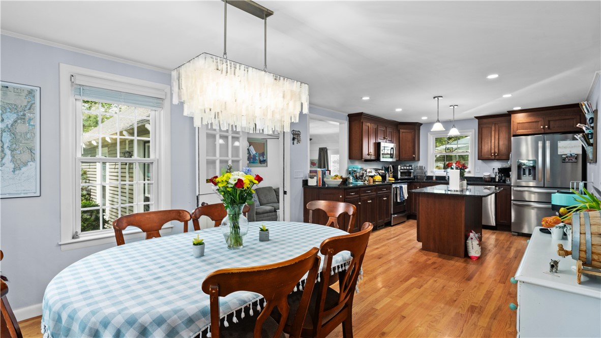 689 Middle Road East Greenwich, RI 02818 - Photo 7 of 41 Gallery Image 7