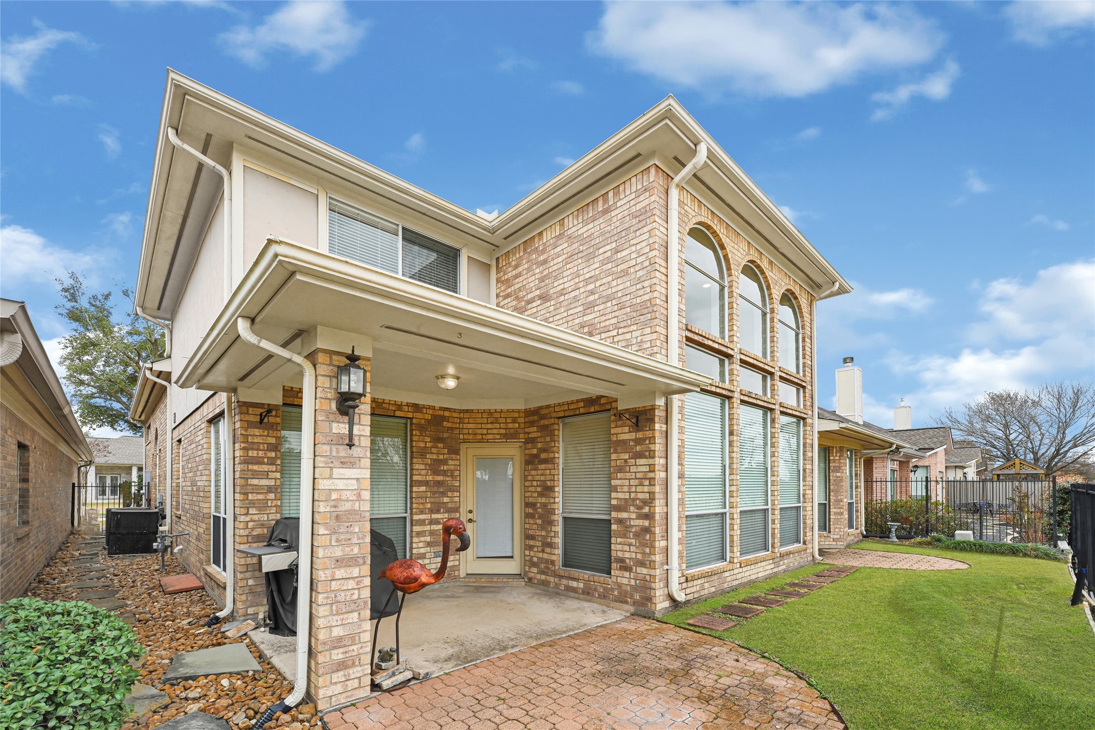 35 Parkway Place Houston, TX 77040 - Photo 34 of 37 a view of a house with a yard and plants