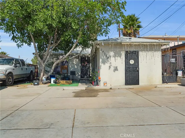 a car parked in front of a house