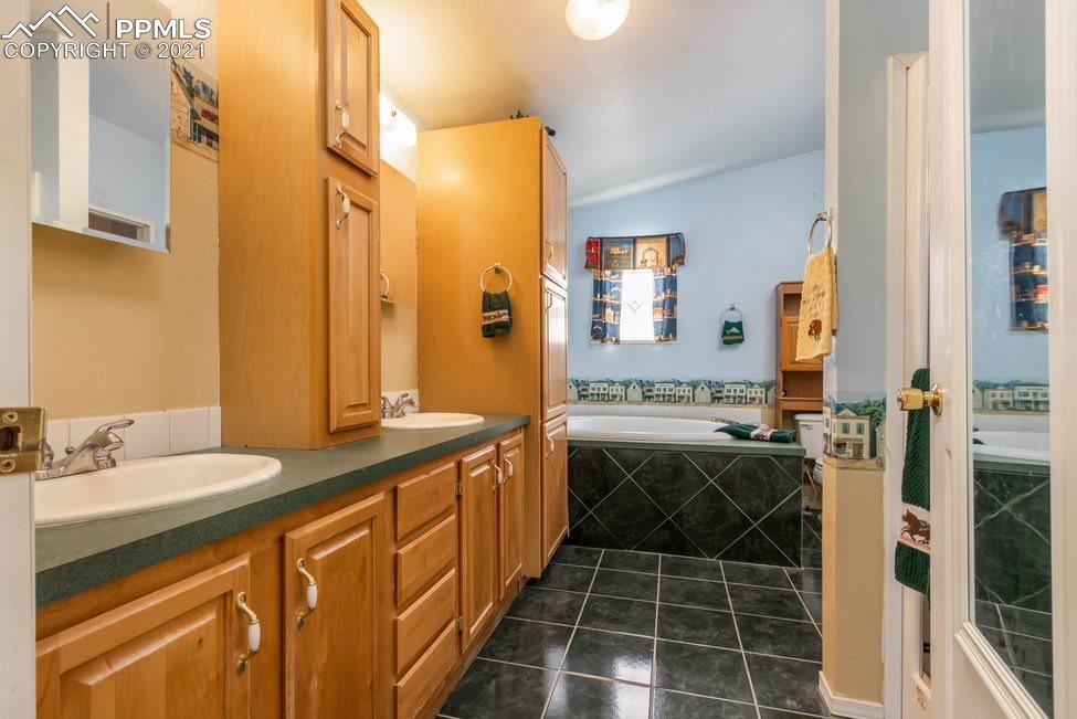 6656 Thacker Road Rye, CO 81069 - Photo 11 of 34 Gallery Image 11