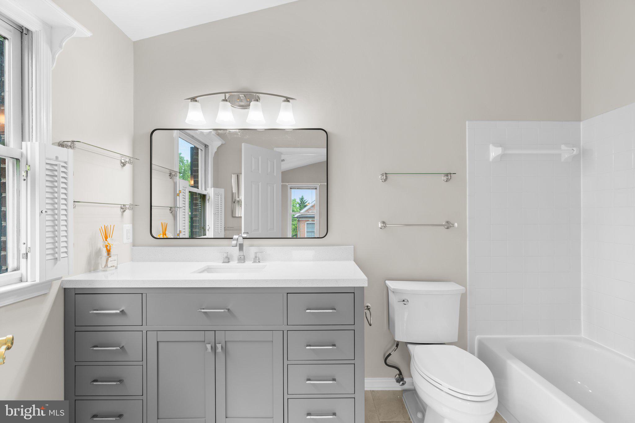 201 Ridgepoint Place Gaithersburg, MD 20878 - Photo 17 of 37 Renovated Master Bathroom