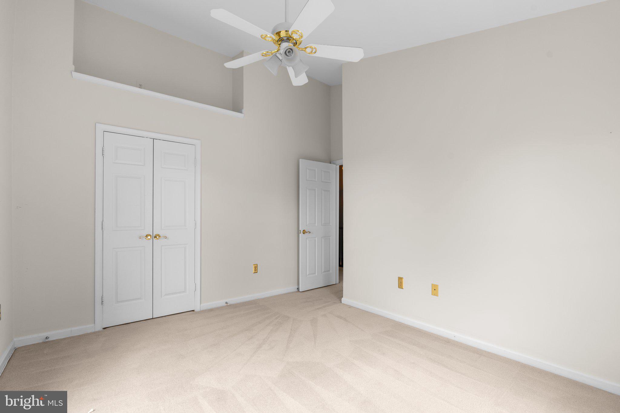 201 Ridgepoint Place Gaithersburg, MD 20878 - Photo 24 of 37 2nd Bedroom