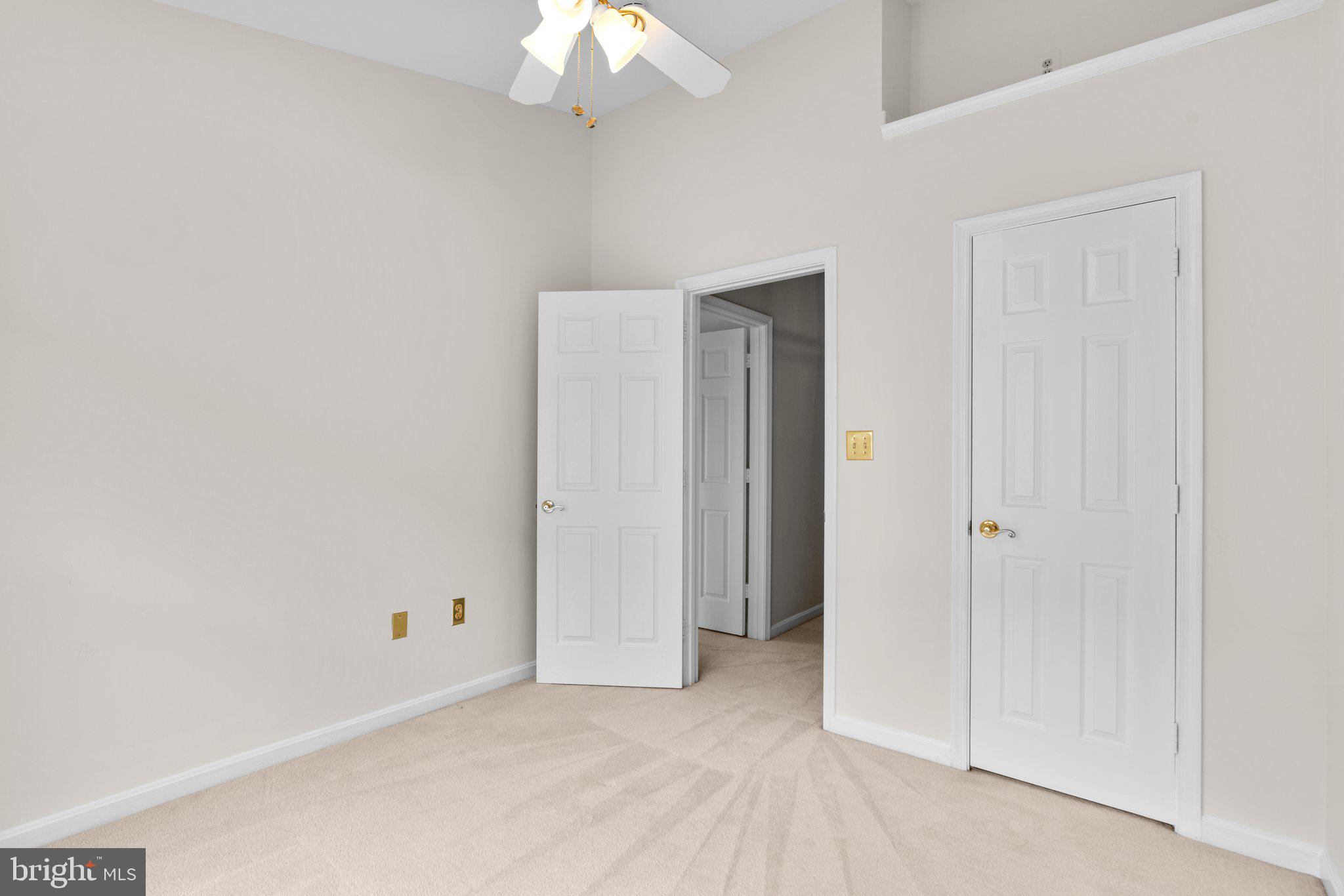 201 Ridgepoint Place Gaithersburg, MD 20878 - Photo 27 of 37 3rd Bedroom