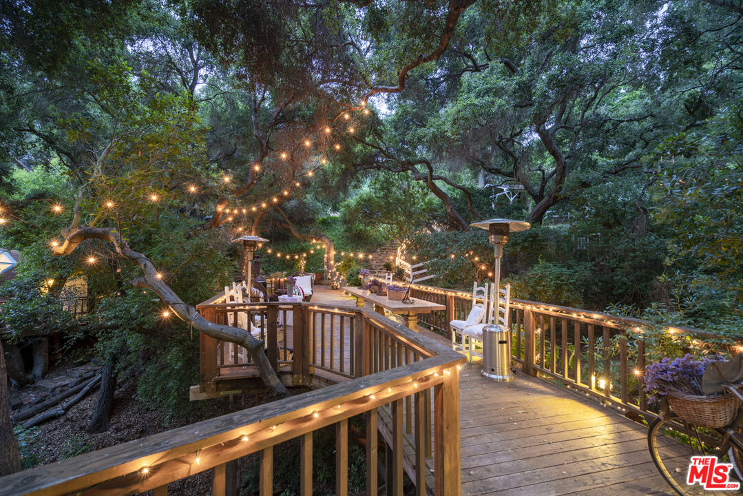 21658 Encina Road Topanga, CA 90290 - Photo 44 of 53 a view of balcony and yard