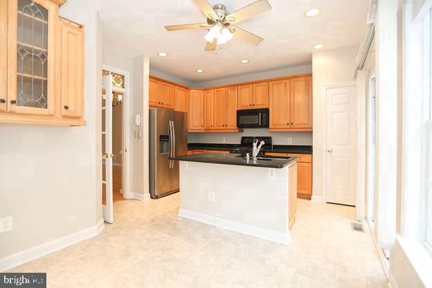 722 Capitol Square Place Southwest Washington, DC 20024 - Photo 12 of 29 Gallery Image 12