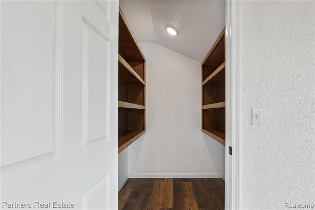 4798 North Loomis Road Mount Pleasant, MI 48858 - Photo 19 of 74 Gallery Image 19