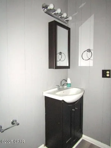 $1,600 | 5213 Trelawney Avenue, Panama City, FL 32408