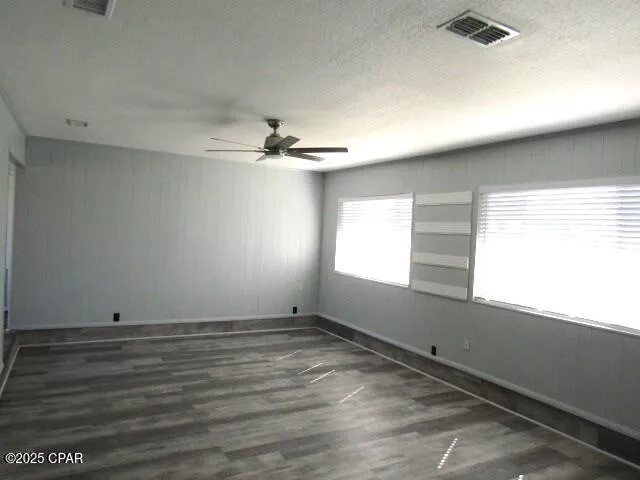 $1,600 | 5213 Trelawney Avenue, Panama City, FL 32408