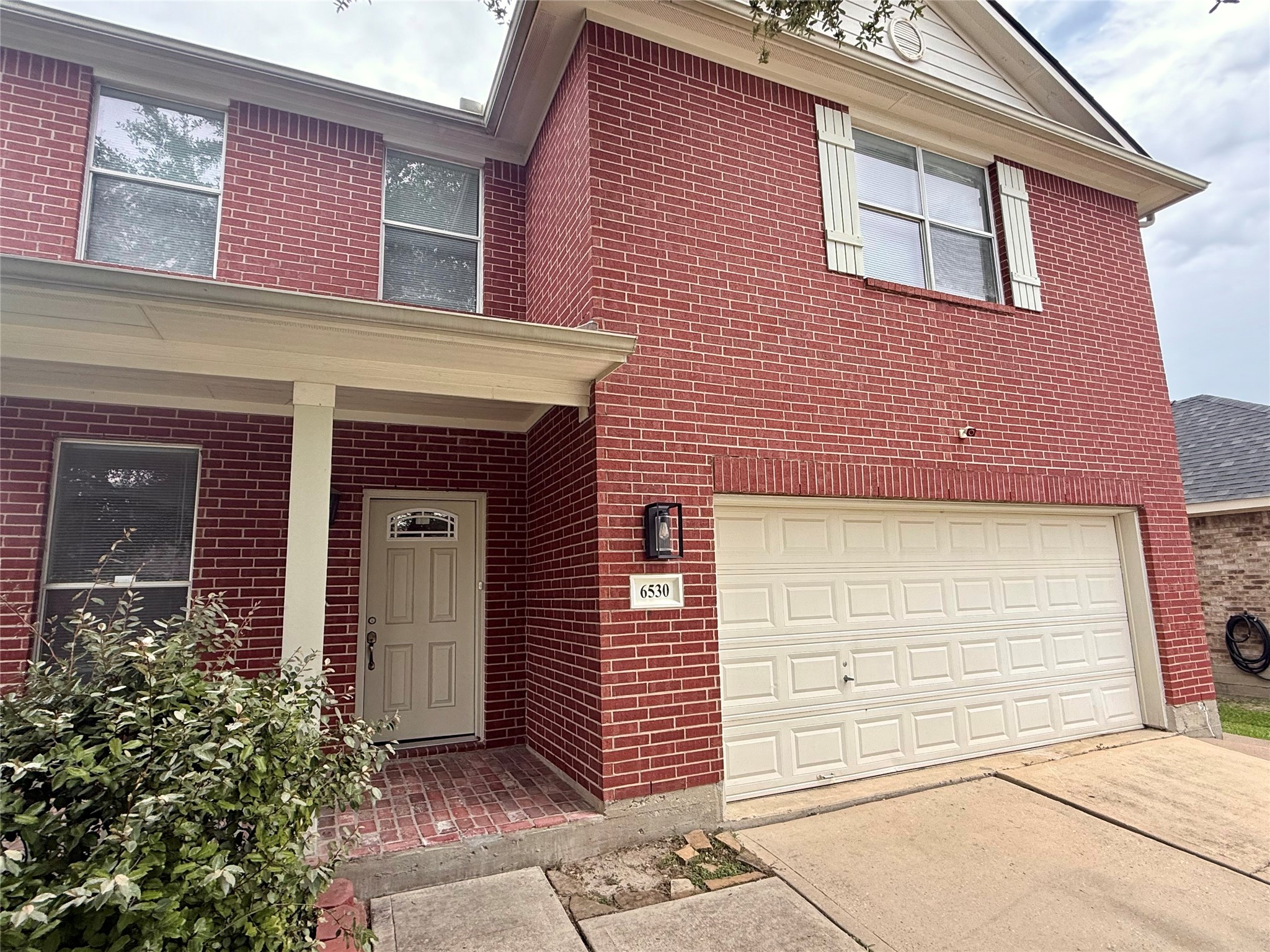 6530 Signal Point Lane Houston, TX 77064 - Photo 2 of 28 Welcome home!